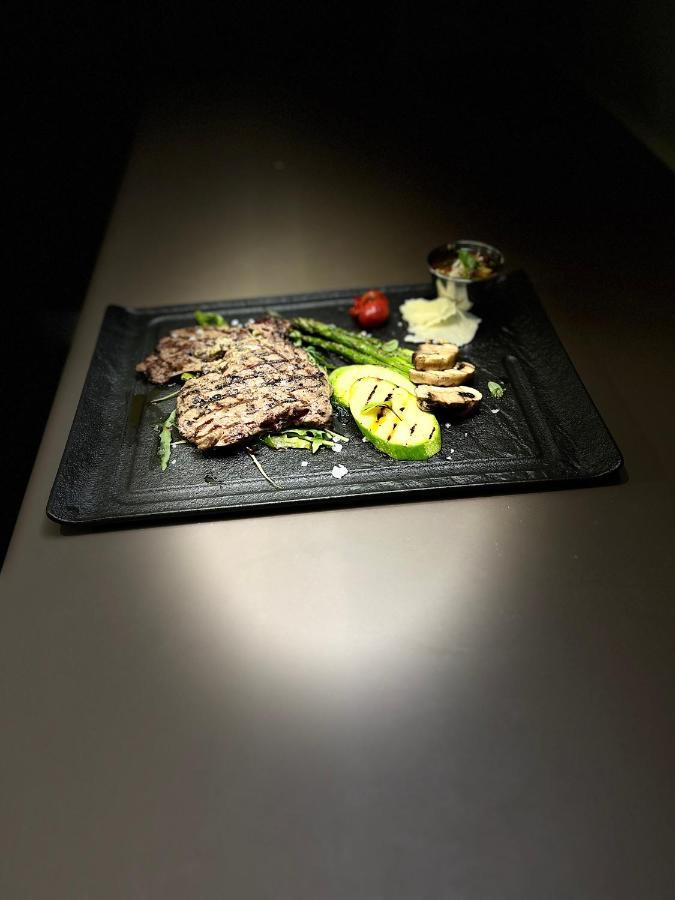 Vega Resort Restaurant & Lodge Orşova Екстериор снимка