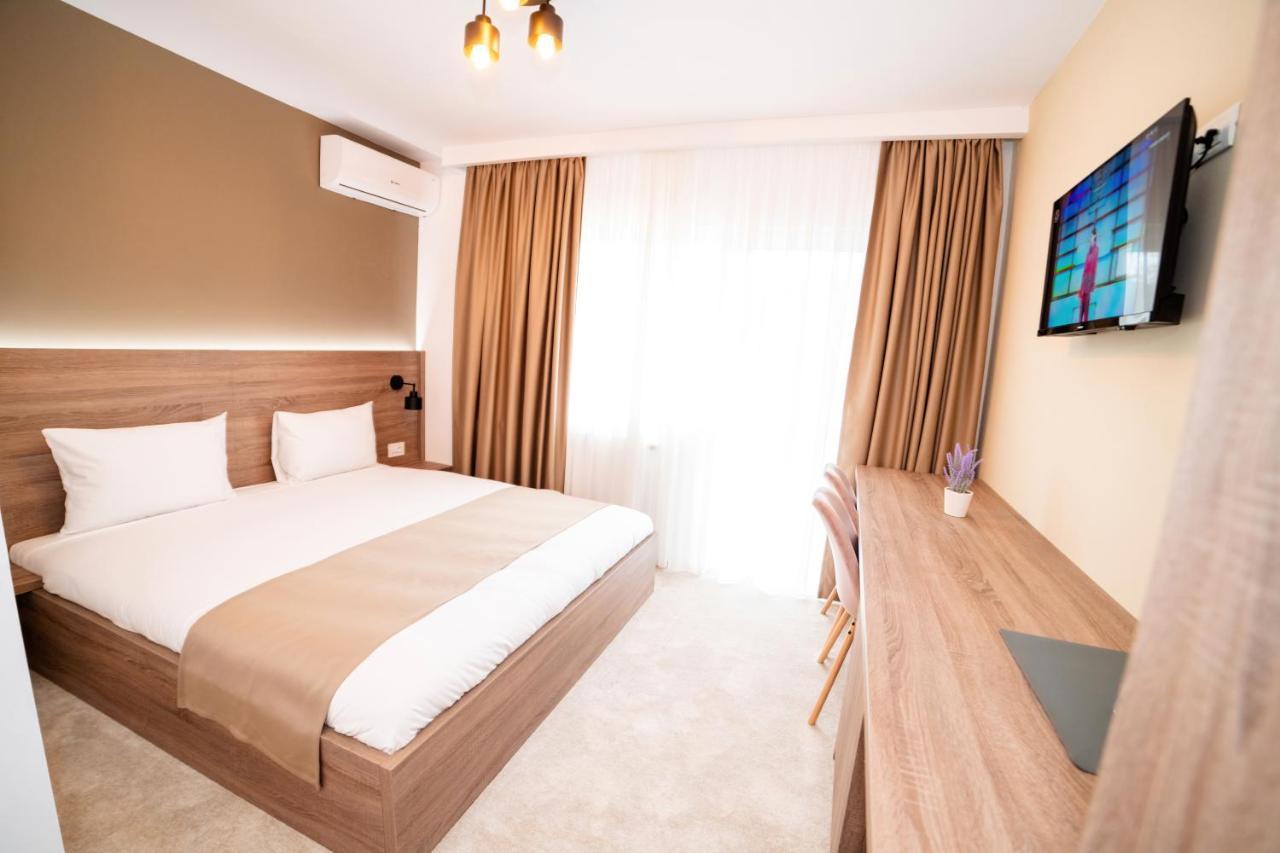 Vega Resort Restaurant & Lodge Orşova Екстериор снимка