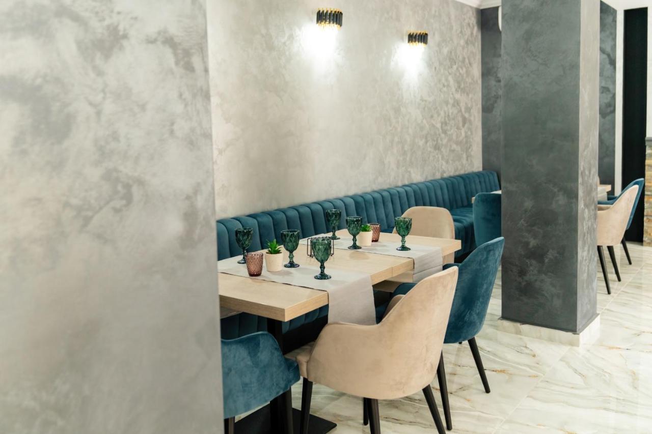 Vega Resort Restaurant & Lodge Orşova Екстериор снимка